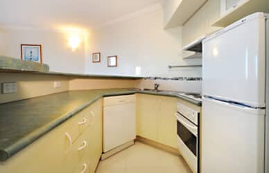 1 Bedroom Kitchen