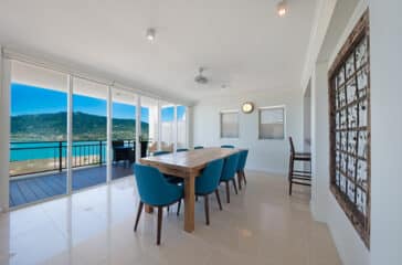 4 bedroom 5 Bathroom Top Floor Spa Penthouse