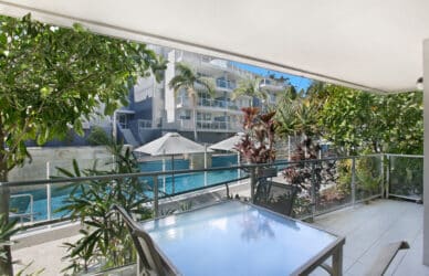 Mantra Nelson Bay Pool View Apartment