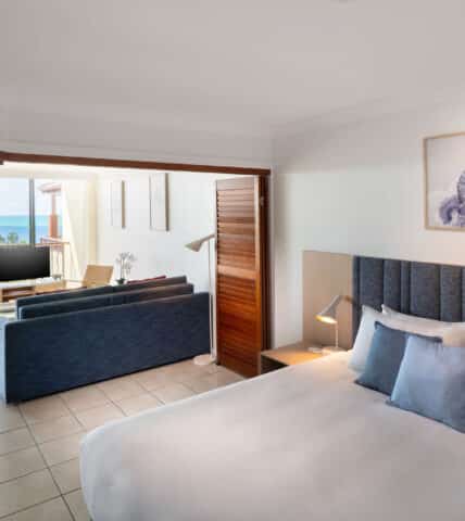 Room10