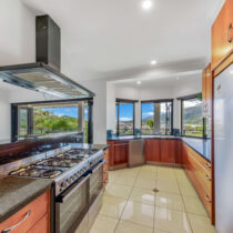 at Waterfront Whitsunday Retreat penthouse kitchen