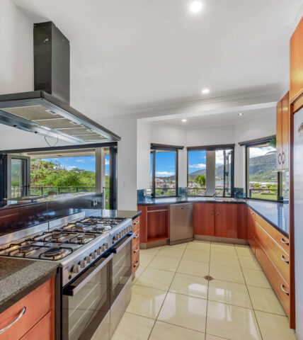 at Waterfront Whitsunday Retreat penthouse kitchen